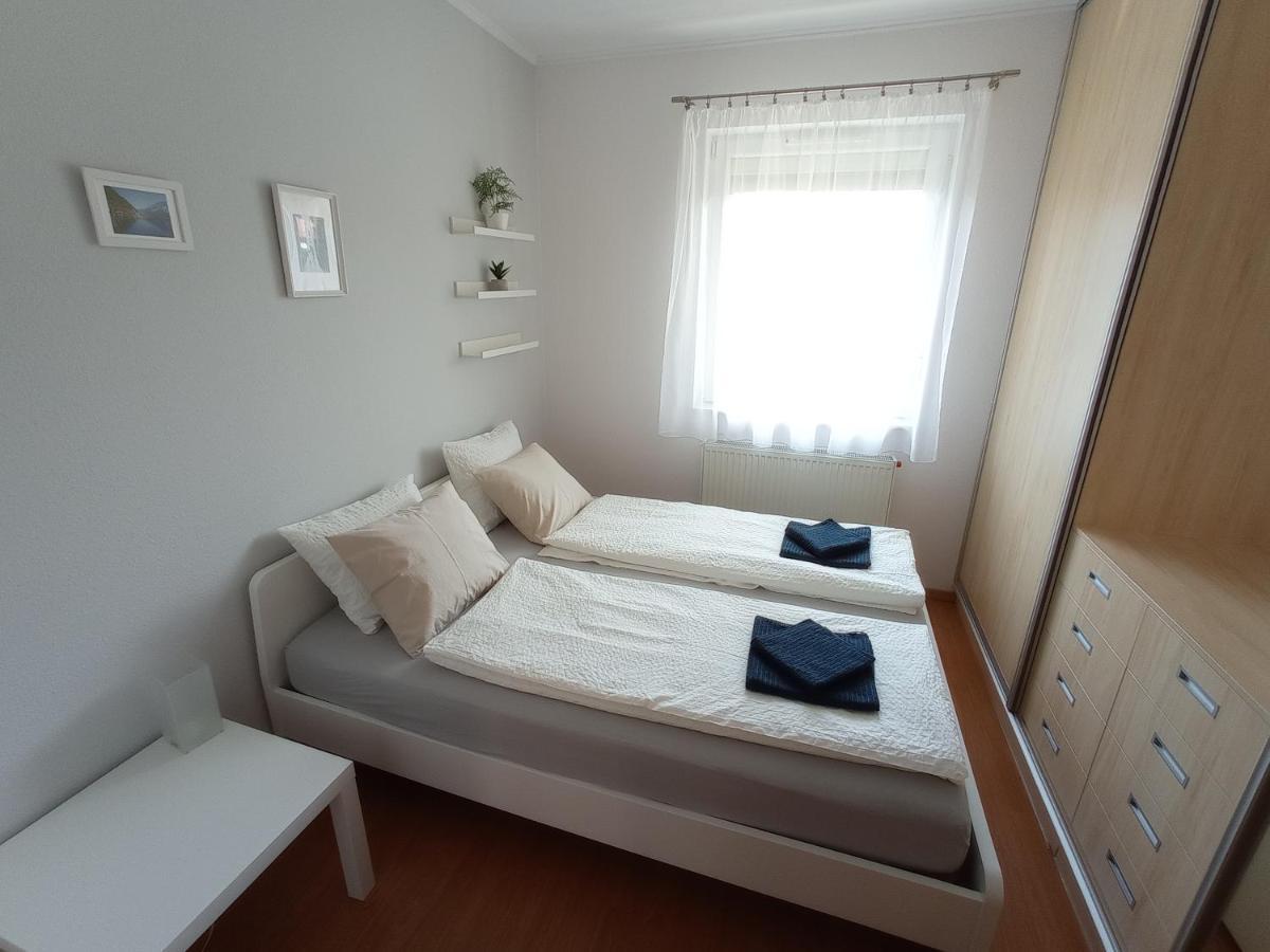 Budapest Airport Apartment Exterior foto